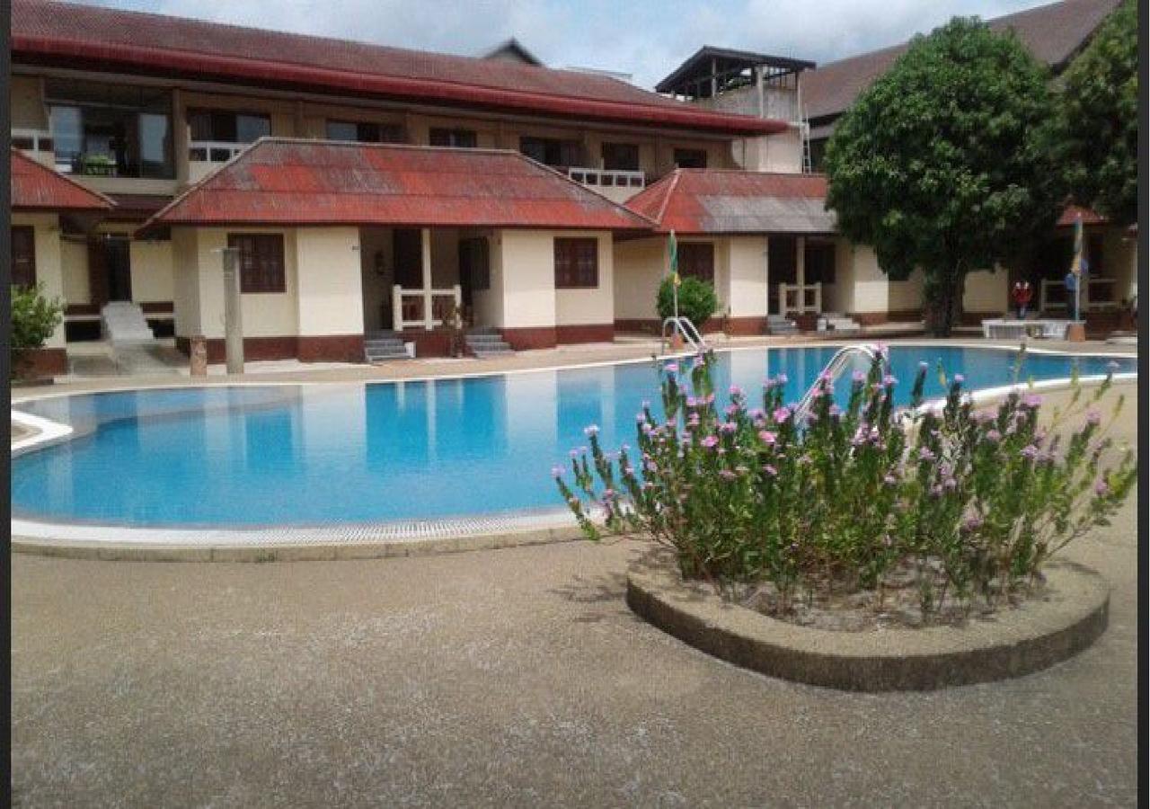 渡假村 Best Resort 2*